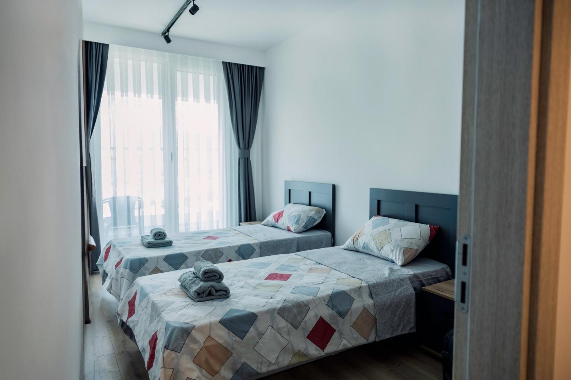 33Rd Floor Twin Apartments In Cevahir Sky City Complex With Pool, Spa, Fitness And Parking Included In Price Skopje Exterior photo