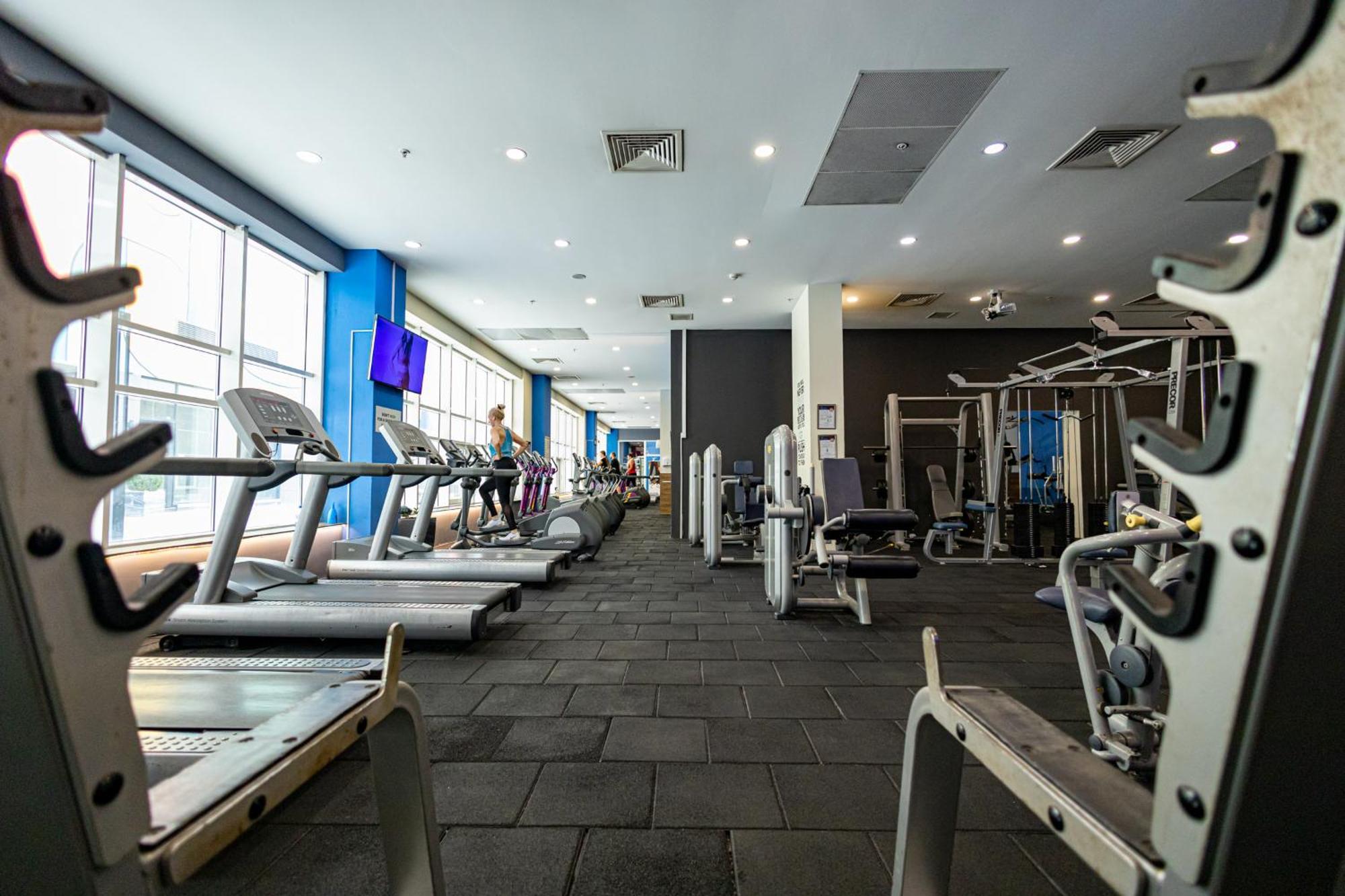 33Rd Floor Twin Apartments In Cevahir Sky City Complex With Pool, Spa, Fitness And Parking Included In Price Skopje Exterior photo