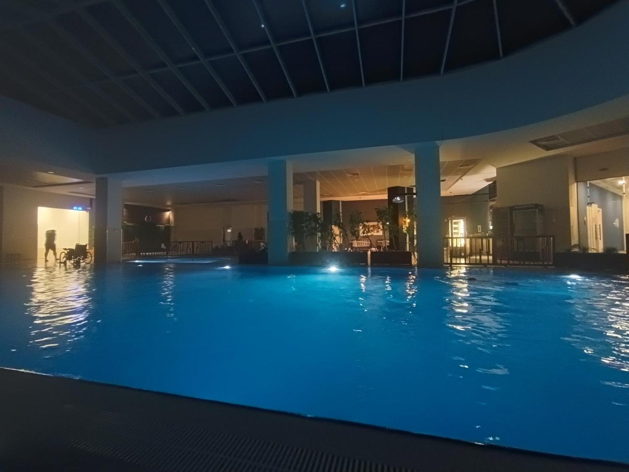 33Rd Floor Twin Apartments In Cevahir Sky City Complex With Pool, Spa, Fitness And Parking Included In Price Skopje Exterior photo